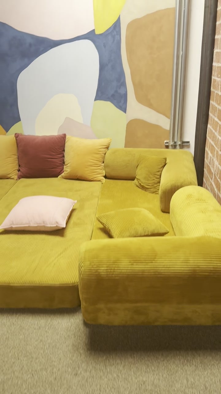 The lounge with the mural